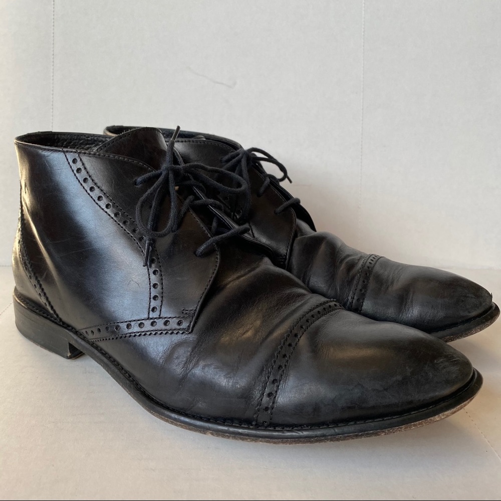 Johnston & Murphy Black Chukka Boots